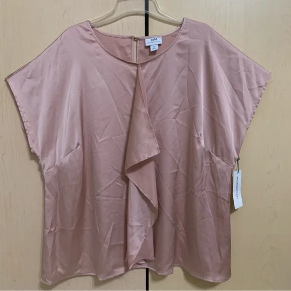 NEW Liz Claiborne Women's Short Sleeve Back Keyhole Satin Blouse Pink Plus 2X - Picture 1 of 15
